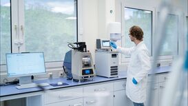 flucon x JULABO – Temperierung bei der Analyse von Fluiden und deren Eigenschaften Video